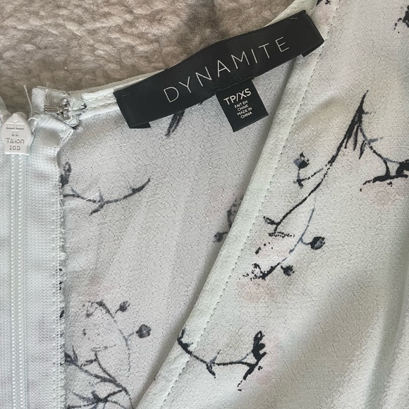 Dynamite Spring Dress - Picture 3 of 3